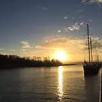 Exklusives Im Yachthafen - Mit Seeblick 펜션
