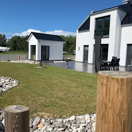 Exklusives Im Yachthafen - Mit Seeblick *